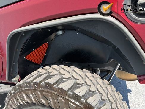 Certified 2021 Jeep Wrangler Sport AWD/4WD image 23