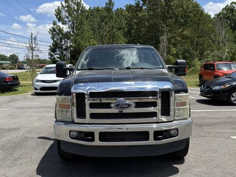 Used 2010 Ford F250 XLT AWD/4WD image 2
