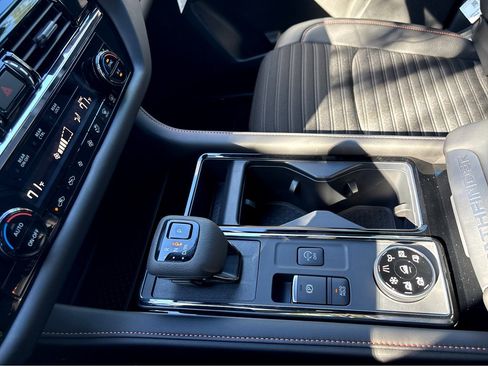 New 2025 Nissan Pathfinder Rock Creek image 10