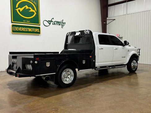 Used 2021 RAM 4500 Laramie AWD/4WD image 3