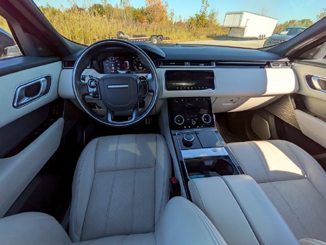 Used 2019 Land Rover Range Rover Velar R-Dynamic SE AWD/4WD image 13