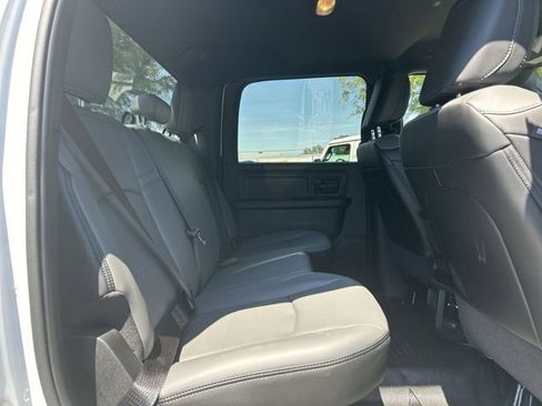 Used 2024 RAM 2500 Tradesman w/ Chrome Appearance Group image 36