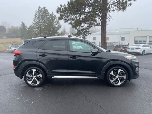 Used 2017 Hyundai Tucson Sport image 6