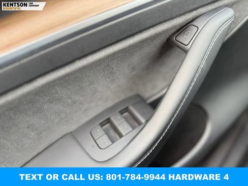 Used 2023 Tesla Model Y Long Range image 17