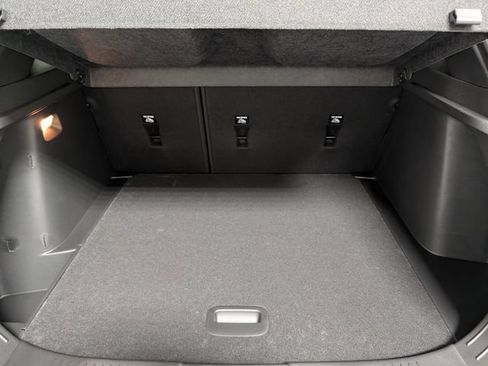 New 2026 Chevrolet Trax RS w/ Sunroof Package FWD image 16