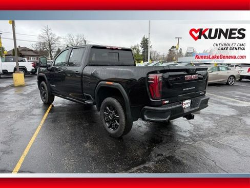 New 2026 GMC Sierra 2500 AT4 w/ AT4 Premium Plus Package AWD/4WD image 8