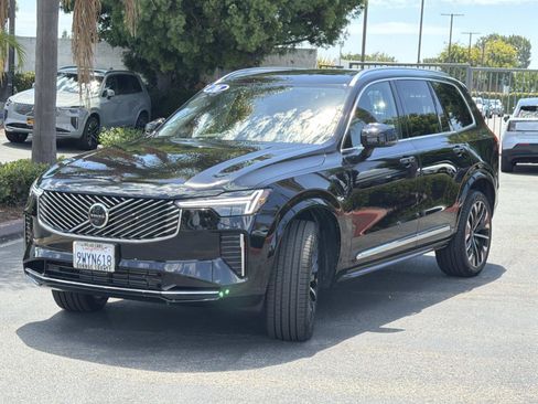 Used 2026 Volvo XC90 T8 Plus AWD/4WD image 3
