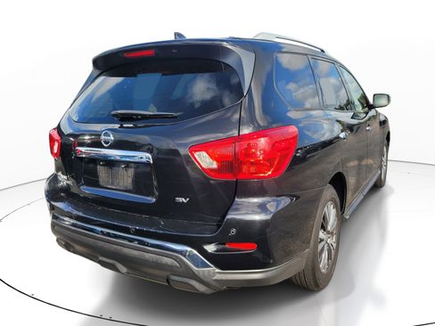 Used 2019 Nissan Pathfinder SV FWD image 4