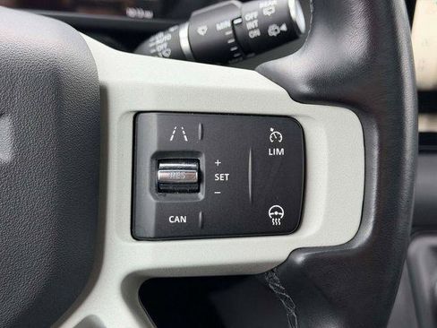 Used 2023 Land Rover Defender 110 S AWD/4WD image 21