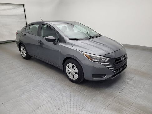 Used 2025 Nissan Versa S w/ Trunk Package FWD image 11