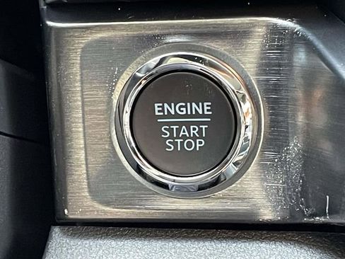 New 2026 Ford F250 Lariat w/ Black Appearance Package image 5