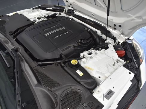 Used 2017 Jaguar F-TYPE S image 24