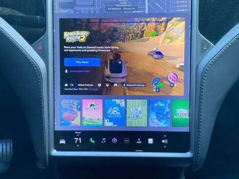 Used 2018 Tesla Model X 75D image 28