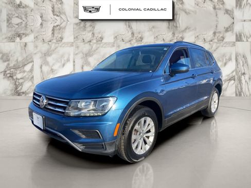 Used 2019 Volkswagen Tiguan SE w/ Panoramic Sunroof Package image 1