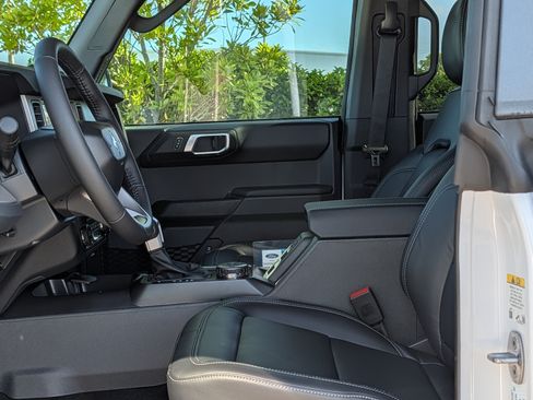 New 2026 Ford Bronco Outer Banks AWD/4WD image 42