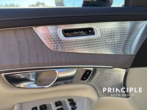 Used 2026 Volvo XC90 B6 Ultra w/ Lounge Package image 20