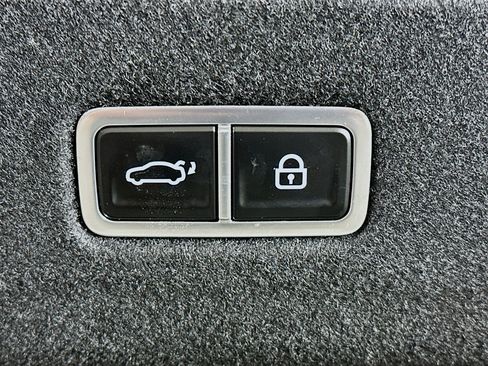 Used 2024 Hyundai Ioniq 6 SEL RWD image 29