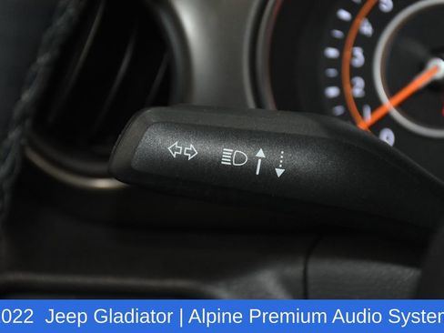 Used 2022 Jeep Gladiator Sport AWD/4WD image 11