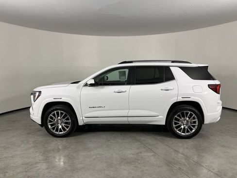 Used 2026 GMC Terrain Denali AWD/4WD image 5