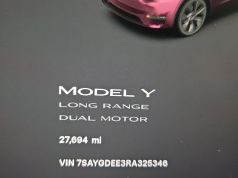 Used 2024 Tesla Model Y Long Range AWD/4WD image 4