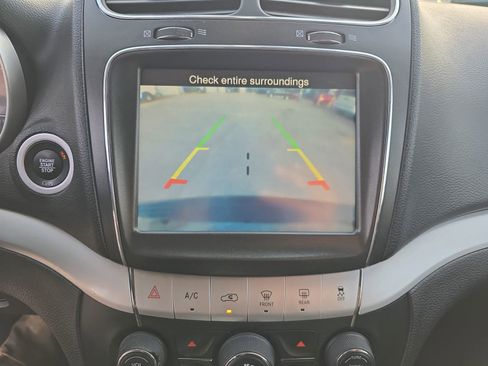 Used 2018 Dodge Journey GT image 26