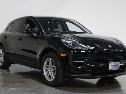Used 2020 Porsche Macan image 4