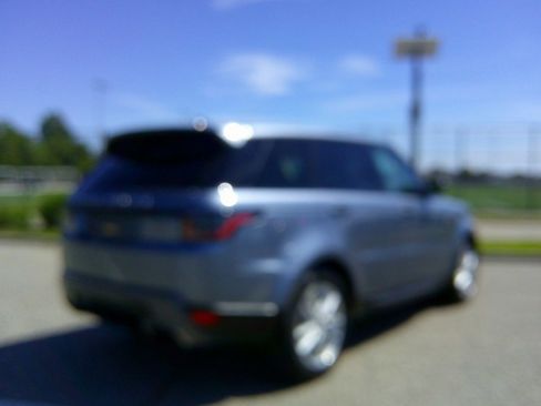 Used 2022 Land Rover Range Rover Sport SE AWD/4WD image 13