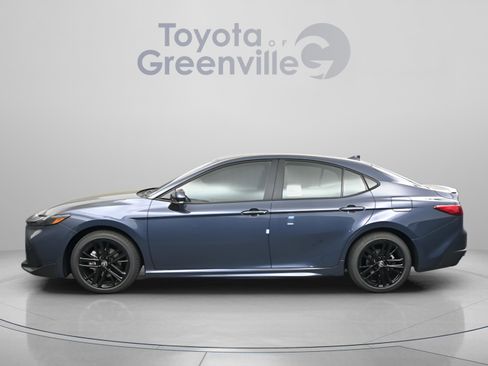 New 2026 Toyota Camry SE FWD image 5