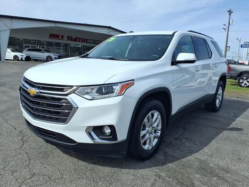 Used 2020 Chevrolet Traverse LT FWD image 3