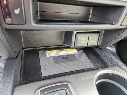Used 2023 Honda Passport EX-L image 25