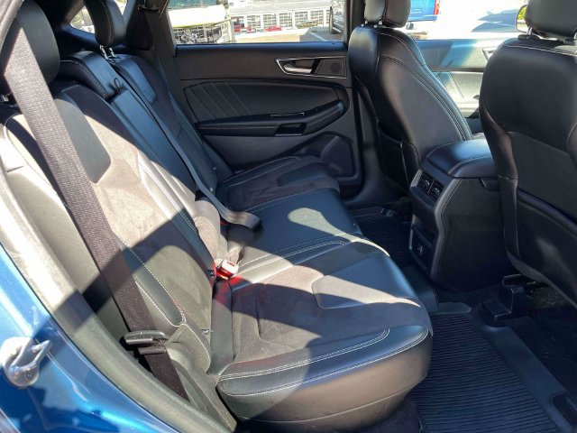 Certified 2019 Ford Edge ST w/ Cold Weather Package AWD/4WD image 22