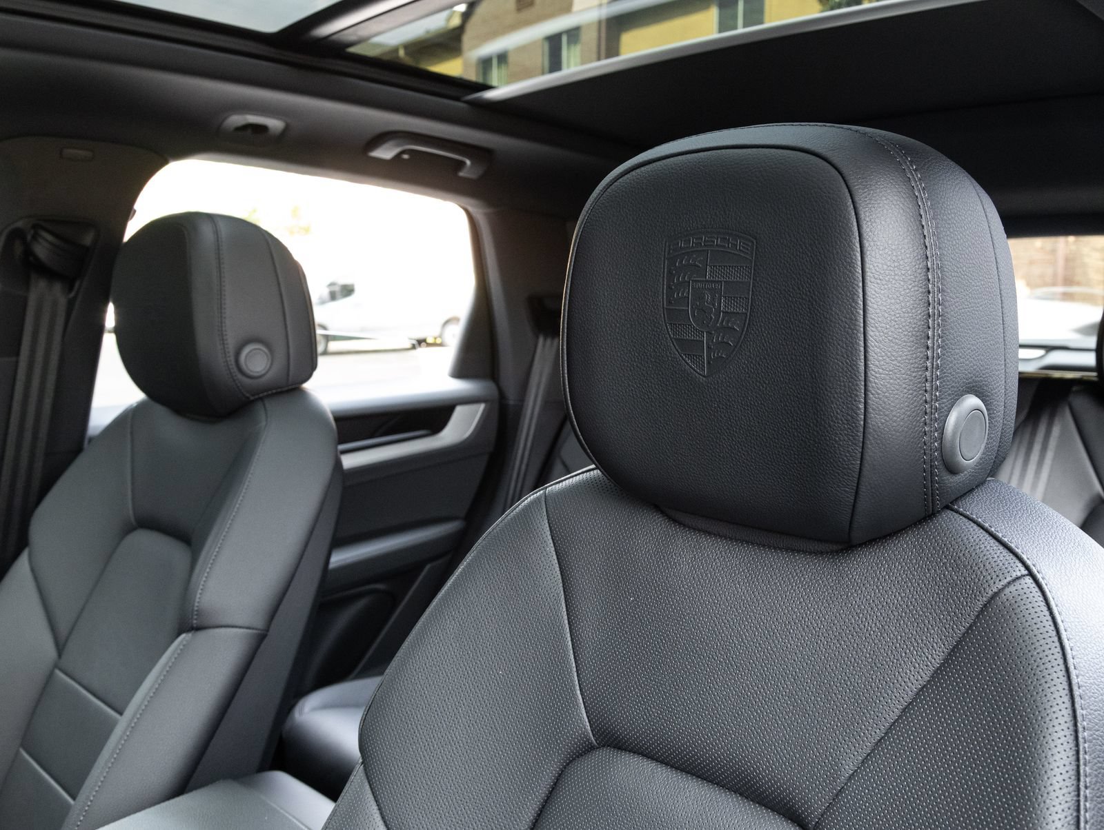 Certified 2026 Porsche Cayenne AWD/4WD image 24