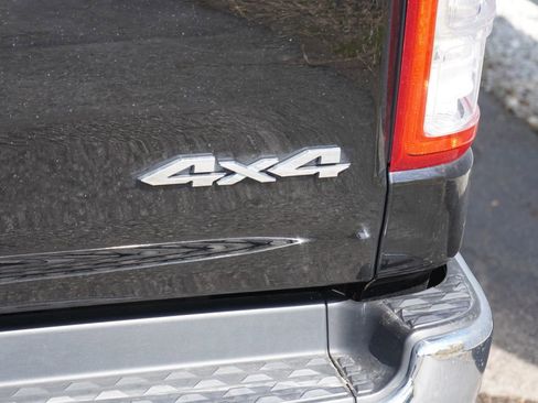 Used 2019 RAM 1500 Big Horn AWD/4WD image 8