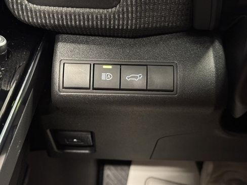 Used 2023 Subaru Solterra AWD image 29