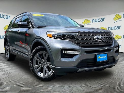 Used 2023 Ford Explorer XLT w/ Equipment Group 202A AWD/4WD image 1