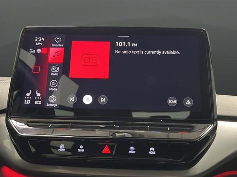 Used 2023 Volkswagen ID.4 Pro S AWD/4WD image 31