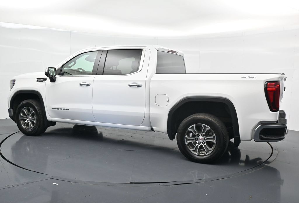 Used 2026 GMC Sierra 1500 SLT AWD/4WD image 3
