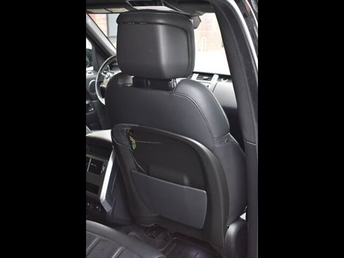 Used 2018 Land Rover Range Rover Sport SE AWD/4WD image 26