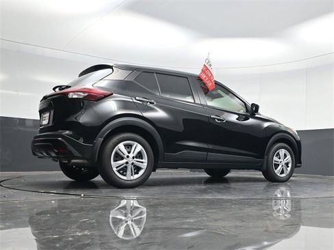Used 2025 Nissan Kicks Play S image 48