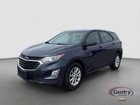 Used 2019 Chevrolet Equinox LS FWD image 1