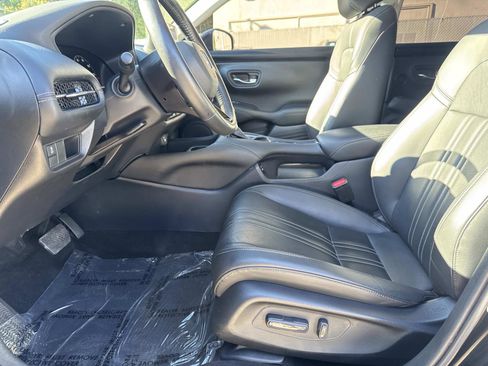 Used 2024 Honda HR-V EX-L image 21