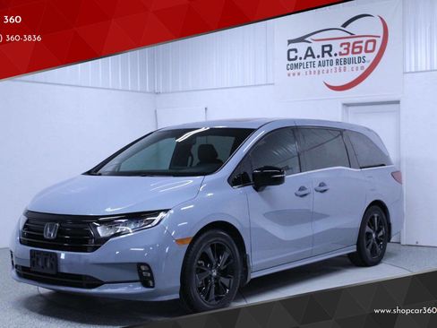 Used 2023 Honda Odyssey Sport image 1
