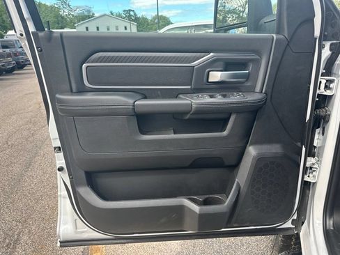New 2026 RAM 2500 Big Horn AWD/4WD image 12