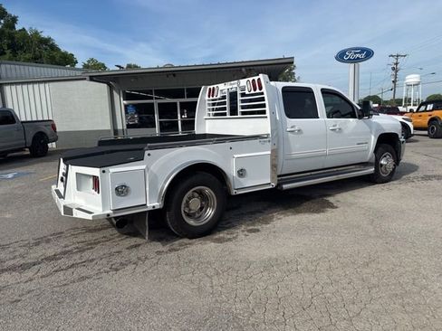 Used 2011 Chevrolet Silverado 3500 LTZ w/ LTZ Plus Package AWD/4WD image 20