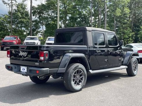 Used 2022 Jeep Gladiator Overland w/ Cold Weather Group AWD/4WD image 22
