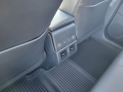 Certified 2023 Subaru Solterra AWD image 30