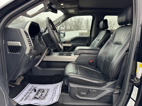 Used 2017 Ford F250 Lariat w/ Lariat Ultimate Package image 15