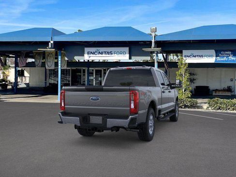 New 2026 Ford F250 XLT w/ FX4 Off-Road Package image 8