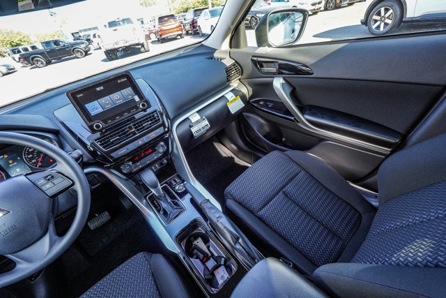 New 2026 Mitsubishi Eclipse Cross LE AWD/4WD image 36