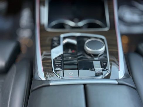 Used 2023 BMW X7 xDrive40i image 51